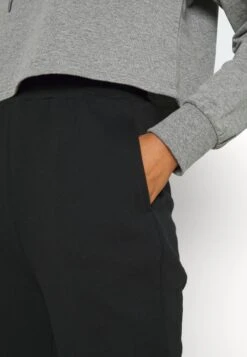 Even&Odd Pantaloni SportiviBlack Donna Pantaloni EV421A08O-Q11 -Fashion e0f53fc3acf5433684583000c7fa485a