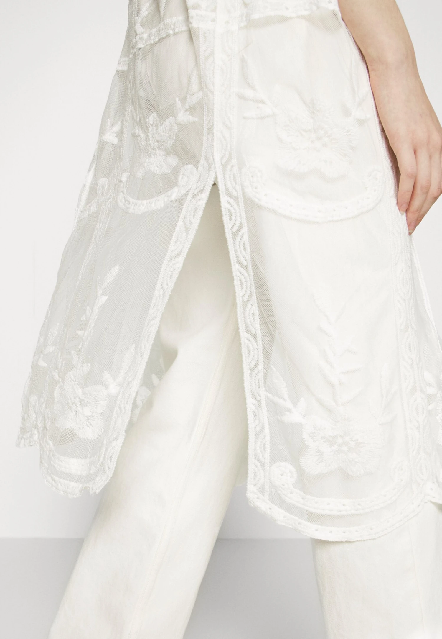 Even&Odd CardiganWhite Donna Maglieria EV451G082-A11 6 Even&Odd CardiganWhite Donna Maglieria EV451G082-A11 - immagine 6