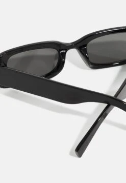 Even&Odd Occhiali Da SoleBlack Donna Occhiali Da Sole EV451K041-Q11 6 Even&Odd Occhiali Da SoleBlack Donna Occhiali Da Sole EV451K041-Q11 -Fashion e5a8a723eb074fb8804c8e41d7ccd16b