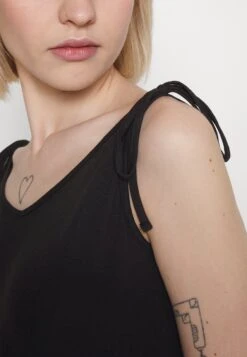 Even&Odd Vestito LungoBlack Donna Vestiti EV421C1C9-Q11 13 Even&Odd Vestito LungoBlack Donna Vestiti EV421C1C9-Q11 -Fashion ec157e9f07d1427ea13efeb5628a9752