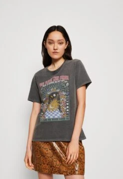 Even&Odd T-Shirt Con StampaBlack Donna T-shirt E Top EV421D215-Q11 -Fashion ee75b75ae6c04df1b3e15c9a9c72855c