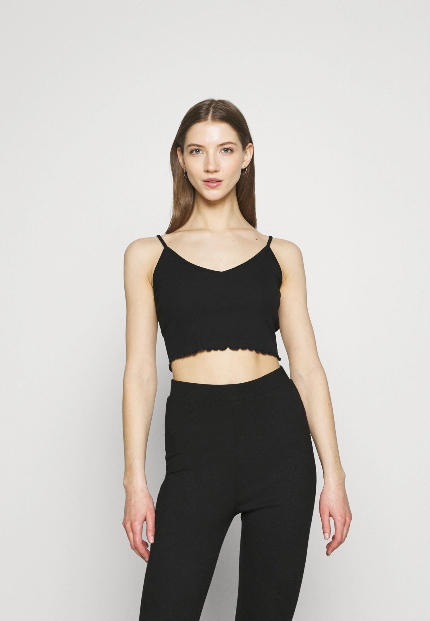 Even&Odd Strappy Lettuce Crop 3 PackTopBlack/White/Grey Donna T-shirt E Top EV421D1KZ-Q11 2 Even&Odd Strappy Lettuce Crop 3 PackTopBlack/White/Grey Donna T-shirt E Top EV421D1KZ-Q11 - immagine 2