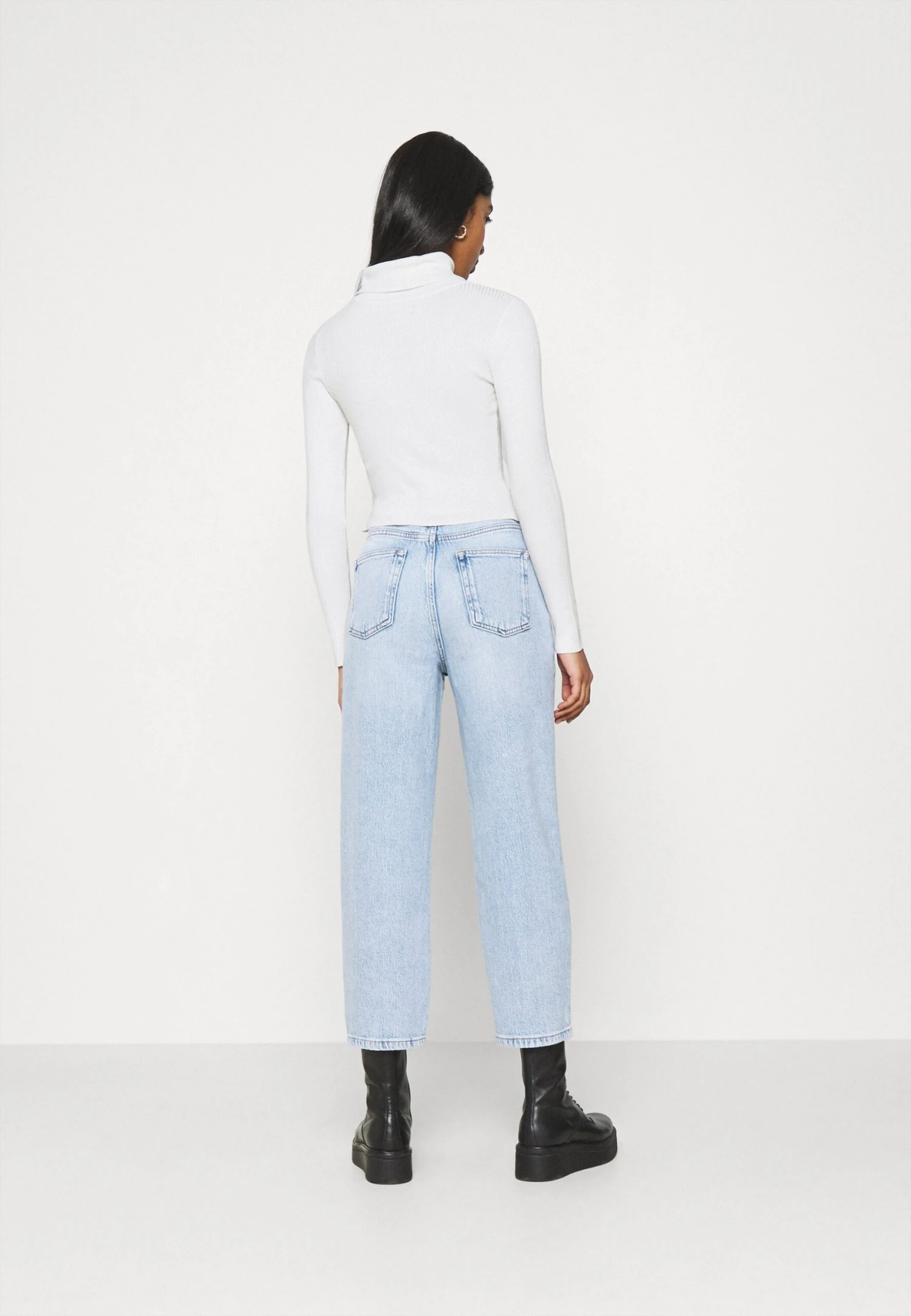 Even&Odd Cropped Turtle Neck 2 PackMaglioneBlack/ White Donna Maglieria EV421I0CW-Q11 3 Even&Odd Cropped Turtle Neck 2 PackMaglioneBlack/ White Donna Maglieria EV421I0CW-Q11 - immagine 3