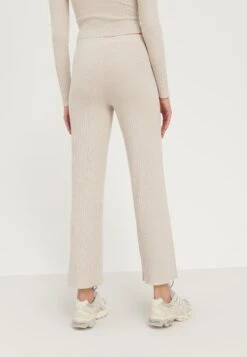 Even&Odd PantaloniOff-White Donna Pantaloni EV421A0DA-A11 -Fashion f6b43e63873042d0b508a5f3cf843ed4