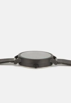 Even&Odd OrologioBlack Donna Orologi EV451M04Y-Q11 -Fashion fc7875e77b944e3a928661e522cda1dc